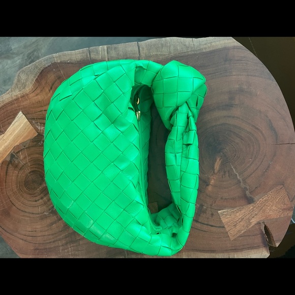 Bottega Veneta mini Jodie in parakeet green - Picture 2 of 4